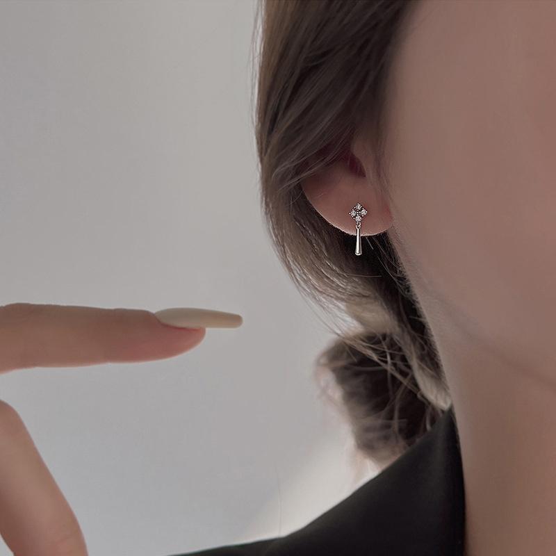 ピアス 18金 アレルギー対応 レディース 揺れる 仕事 プレゼント |  | 04