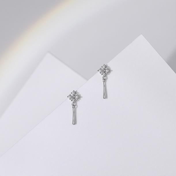 ピアス 18金 アレルギー対応 レディース 揺れる 仕事 プレゼント |  | 01