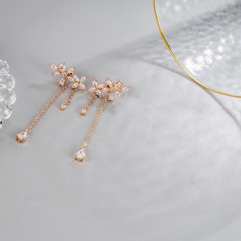 ピアス レディース 18K 金属アレルギー対応 揺れる フラワー 花 シルバー925 ピンクゴールド バックキャッチ エレガンス ロングピアス プレゼント ギフト 仕事 | SWAROVSKI | 12