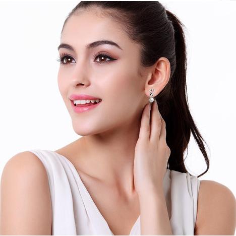 ピアス レディース 金属アレルギー対応 シルバー925 揺れる ハート 透かし プレゼント ギフト 仕事 オフィス |  | 04