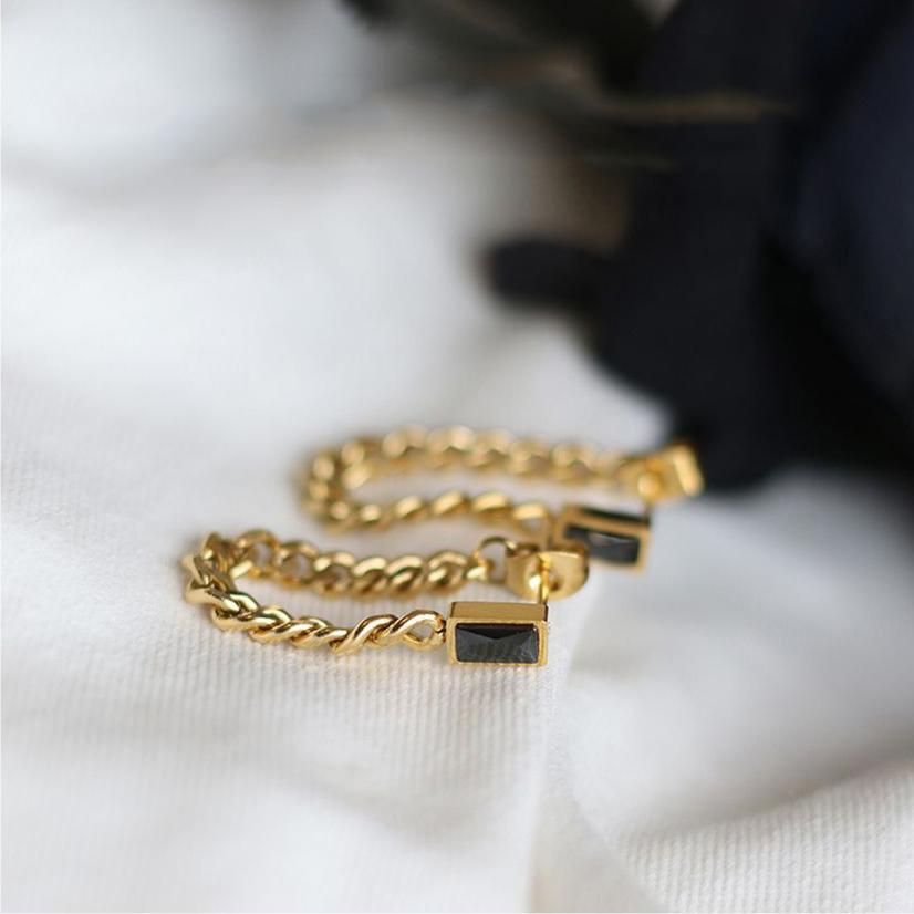 ピアス レディース 18K 金属アレルギー対応 揺れる チェーン サージカルステンレス316L ゴールド ブラック カジュアル プレゼント ギフト 仕事 オフィス |  | 05