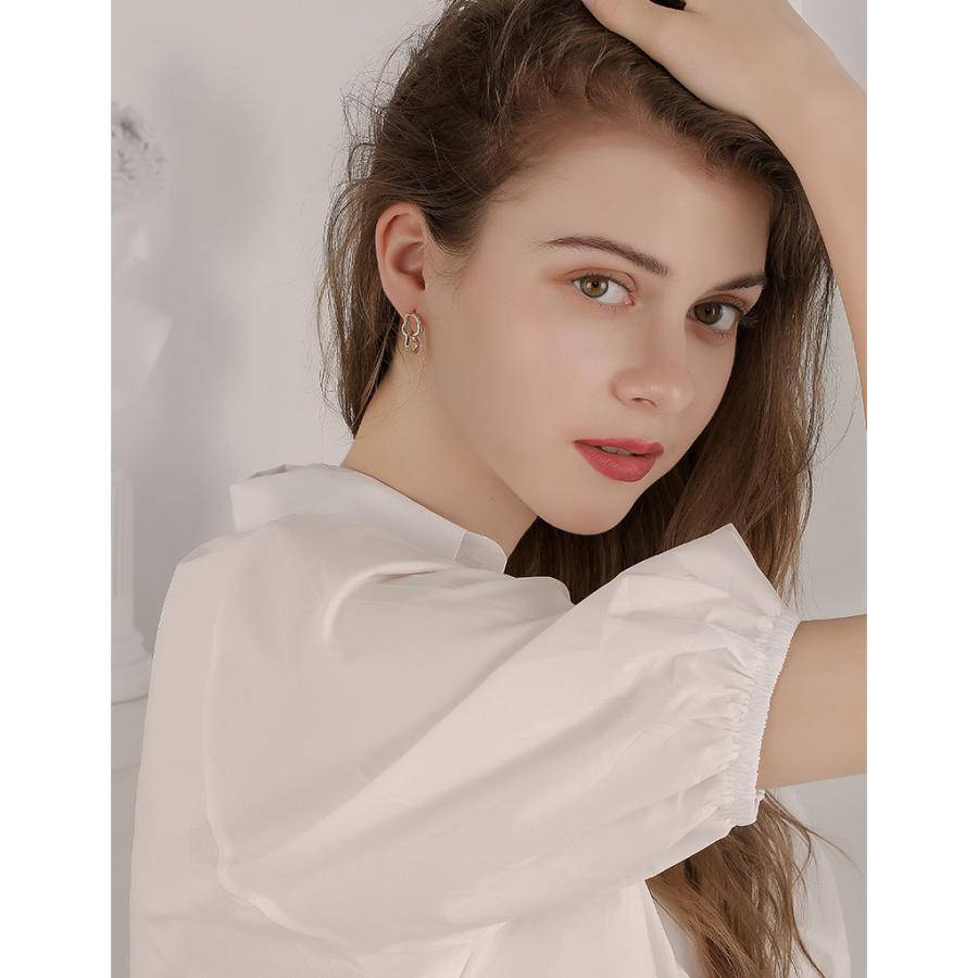 ピアス レディース 18K 金属アレルギー対応 ゴールド シルバー925 フリンジ シンプル ハート 揺れる 透かし 仕事 プレゼント ギフト オフィス 誕生日 |  | 01