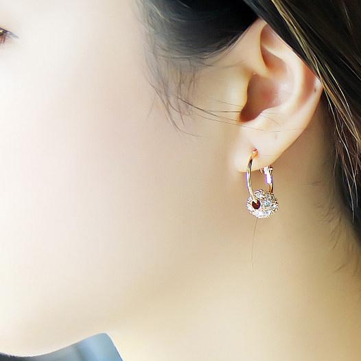 フープピアス レディース 18k 金属アレルギー対応 スワロフスキー ピンクゴールド シルバー925 彩石 ミラーボール ピアス 揺れる 仕事 オフィス プレゼント |  | 04