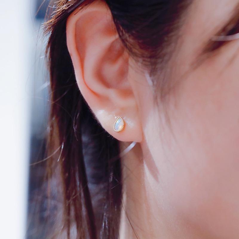 ピアス レディース オパール 18K 金属アレルギー対応 小さめ シルバー925 雫 ドロップ エレガント ミル打ちデザイン オフィス 仕事 プレゼント |  | 06