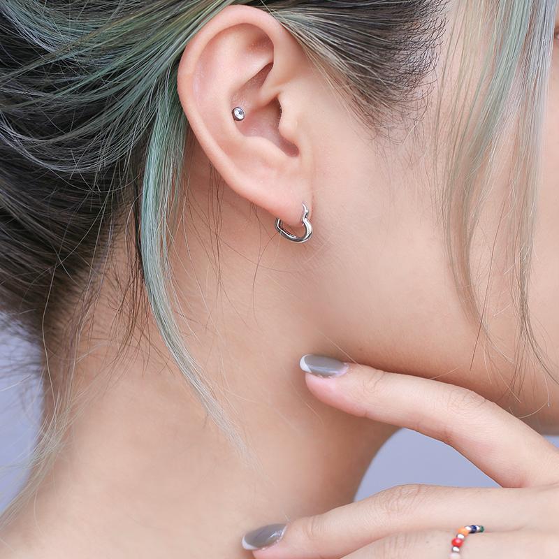 ピアス レディース 18金 サージカルステンレス アレルギー対応 フープピアス ハート 両耳 仕事 プレゼント オフィス |  | 04