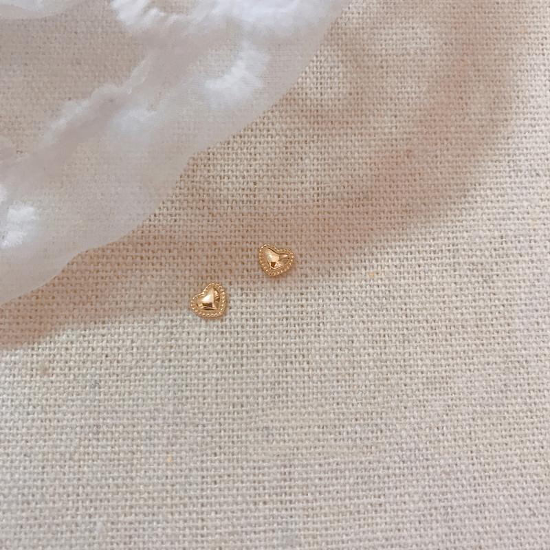 ピアス レディース 金属アレルギー対応 18K 小さめ シルバー925 ゴールド ハート ミル打ち シンプル 仕事 オフィス プレゼント |  | 11