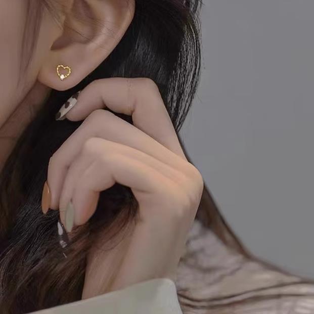 ピアス レディース 金属アレルギー対応 18K 小さめ シルバー925 ゴールド ハート 透かし シンプル 仕事 オフィス プレゼント |  | 05