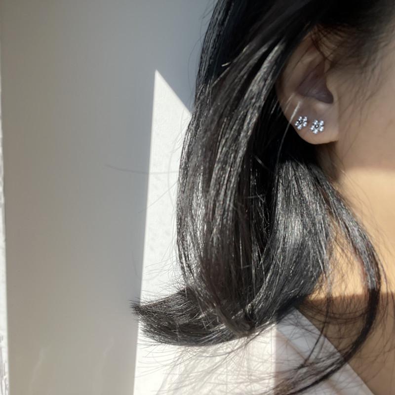 ピアス レディース 金属アレルギー対応 18K 小さめ シルバー925 ゴールド 花 フラワー 仕事 オフィス プレゼント |  | 06