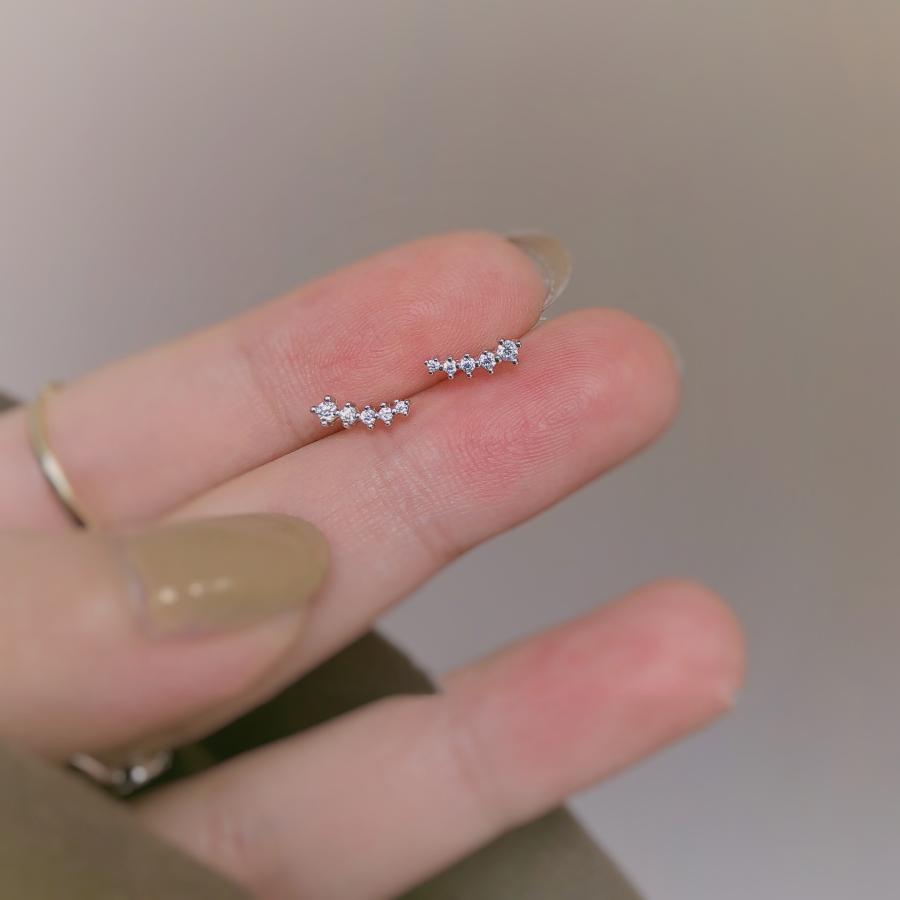 ピアス レディース 金属アレルギー対応 18K 小さめ シルバー925 ゴールド 流れ星 星 スター 仕事 プレゼント オフィス |  | 01