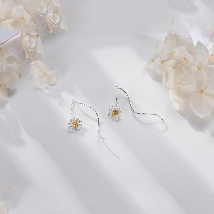 ピアス レディース 金属アレルギー対応 18K ゴールド シルバー925 フラワー 菊 チェーン 揺れる アメリカンピアス 仕事 プレゼント |  | 11