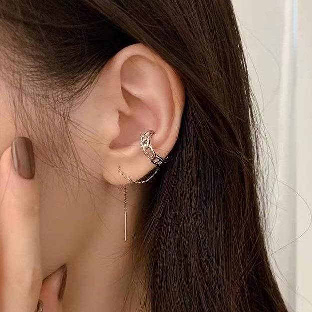 イヤーカフ アレルギー対応 レディース メンズ シルバー925 片耳 イヤリング チェーン 揺れる イヤカフ イヤーカフス プレゼント 仕事 |  | 04