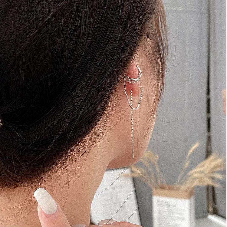 イヤーカフ アレルギー対応 レディース メンズ シルバー925 片耳 イヤリング チェーン 揺れる イヤカフ イヤーカフス プレゼント 仕事 |  | 06