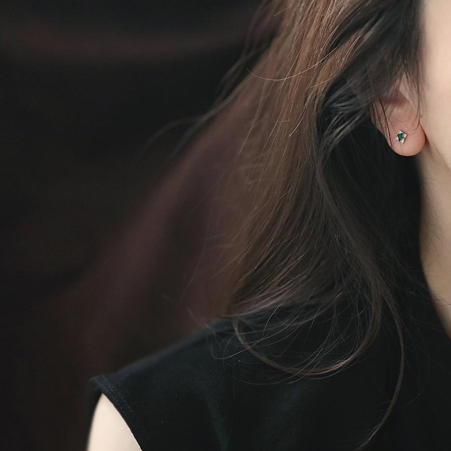 SWAROVSKI（スワロフスキー） ピアス レディース 18K ゴールド