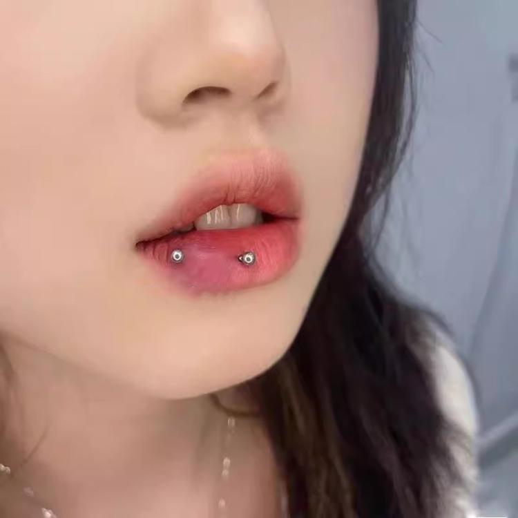 へそピアス 16G 14G 18G 両耳用 2個セット ボディピアス バナナバーベル ステンレス 金属アレルギー対応 ファーストピアス つけっぱなし |  | 08