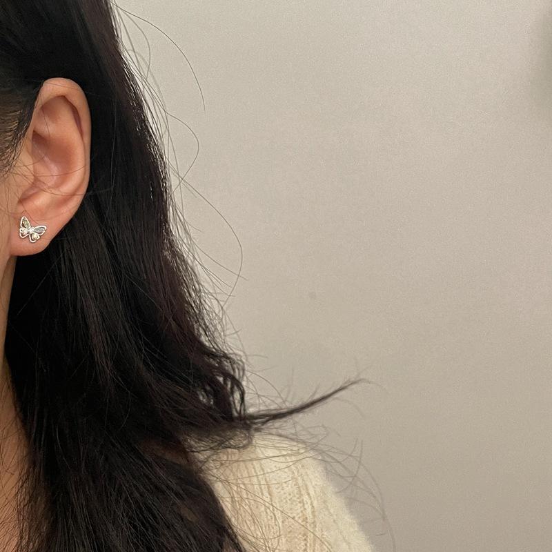 ピアス レディース アレルギー対応 小さめ 蝶々 透かし バタフライ シルバー925 プレゼント 仕事 |  | 08