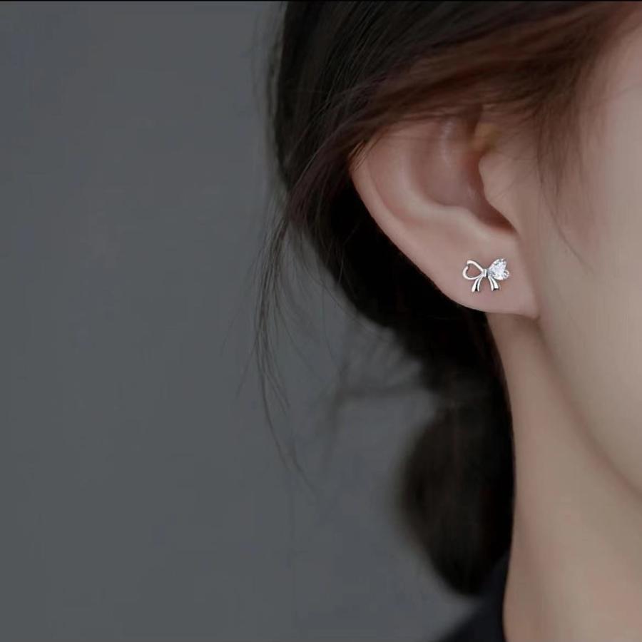 ピアス アレルギー対応 レディース 小さめ シルバー925 リボン 透かし セカンドピアス ファーストピアス プレゼント 仕事 |  | 02