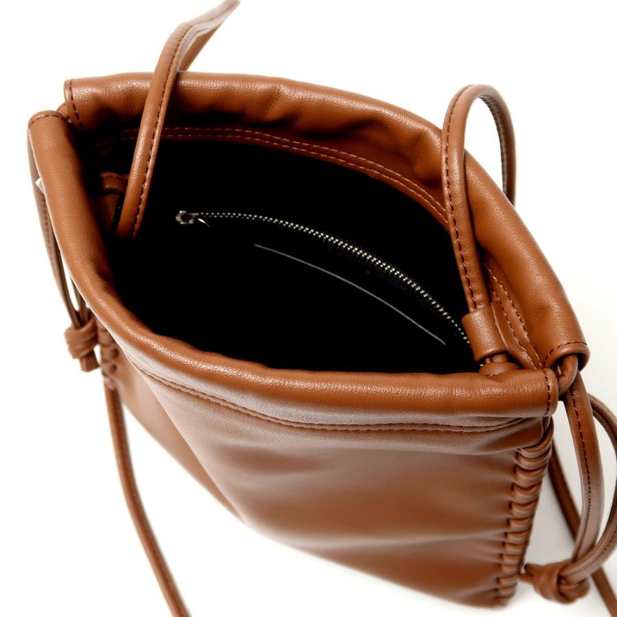 VASIC ヴァジック Wells Mini ショルダーバッグ 巾着バッグ レザー