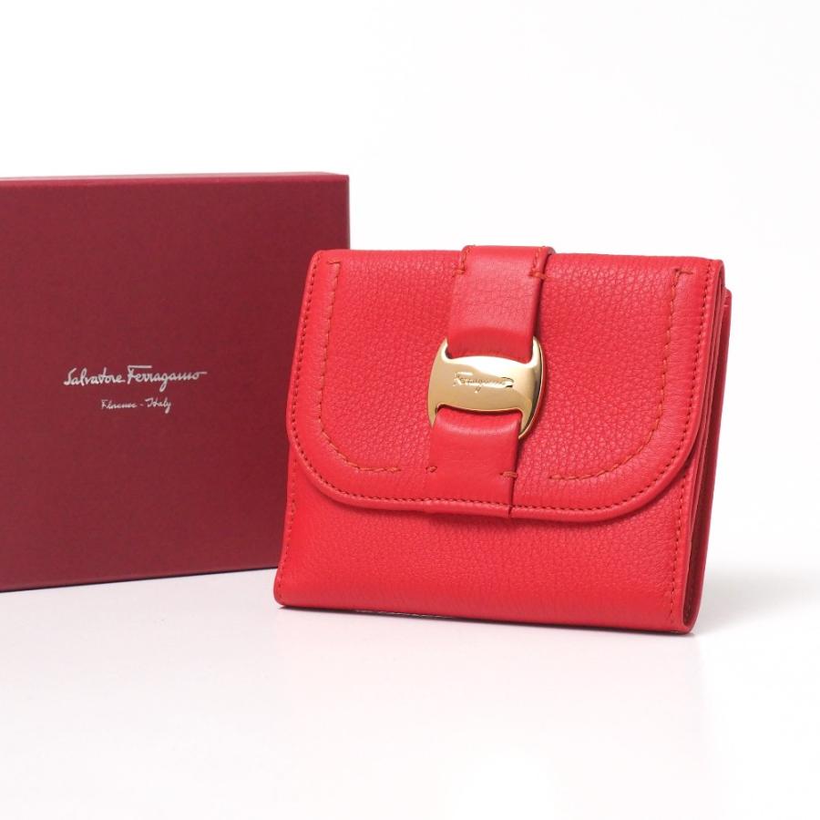 美品 Salvatore Ferragamo フェラガモ ヴァラリボン 折り財布 □美品□Salvatore Ferragamo サルヴァトーレフェラガモ 二
