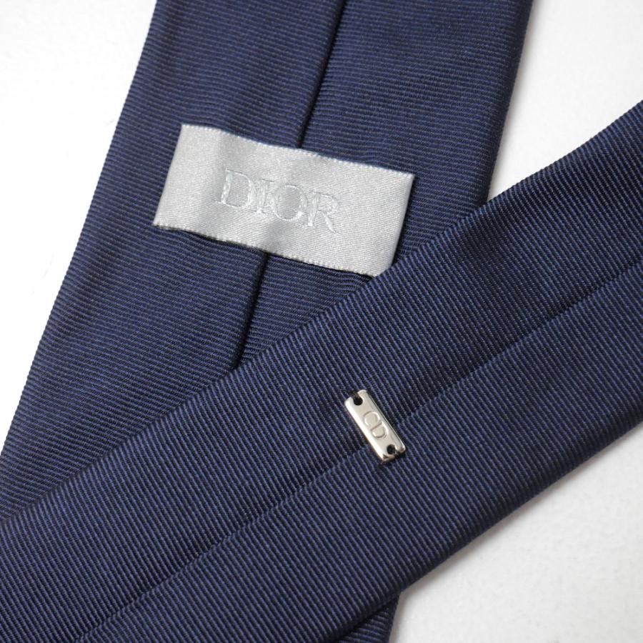 美品☆ディオールオム☆ネクタイ☆グレー☆ソリッド☆ワンポイント☆967 Dior HOMME DIOR ディオール・オム ネクタイ 幅7cm ワンポイントロゴ