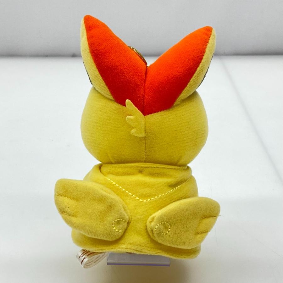 05w20340 ポケモンセンター ”ビクティニポンチョを着たピカチュウ