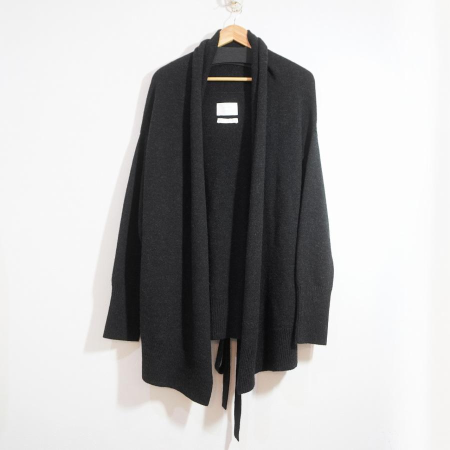 LAUREN MANOOGIAN (1) GY70 1-06-1 ペルー製 ローレン・マヌージアン