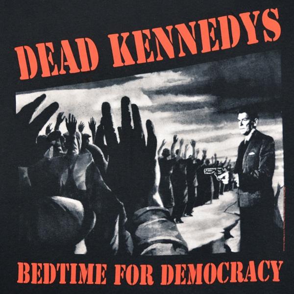 DEAD KENNEDYS デッドケネディーズ Bedtime For Democracy Tシャツ