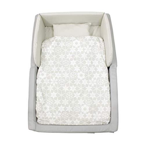 カトージ 折りたたみミニベビー組布団 スノークリスタル フィットシーツ付 1個 (x 1) 05903 カトージ 折りたたみミニベビー組布団 スノークリスタル フィットシーツ付 1個