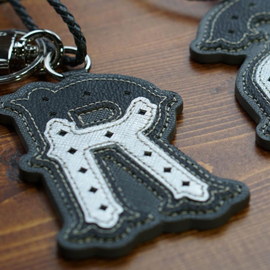 ジャンティバンティ イニシャルキーホルダー GENTIL BANDIT イニシャルキーホルダー|GENTIL BANDIT 公式