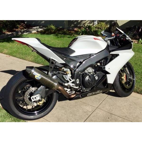aprilia RSV4 R/Factory 09-15年 カーボンスイングアームカバーセット