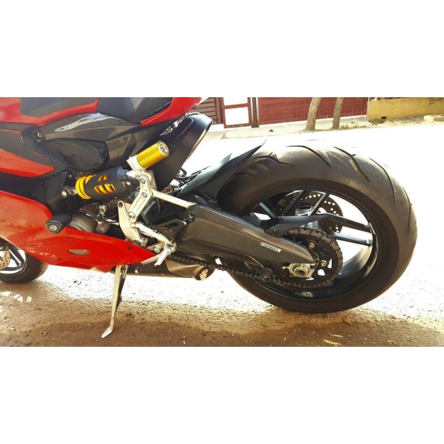 DUCATI 899/959 Panigale カーボンスイングアームカバー : 輸入パーツ