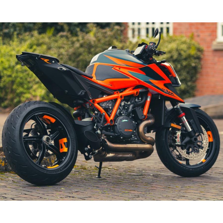 KTM 1290 SUPERDUKE R/RR/EVO 20-23年 PRO-RACE GP-S1 チタン