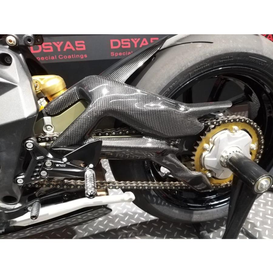 mv agusta アグスタ カーボン　エキゾースト　カバー MV AGUSTA Brutale 675/800 12-19年 カーボンスイングアームカバー