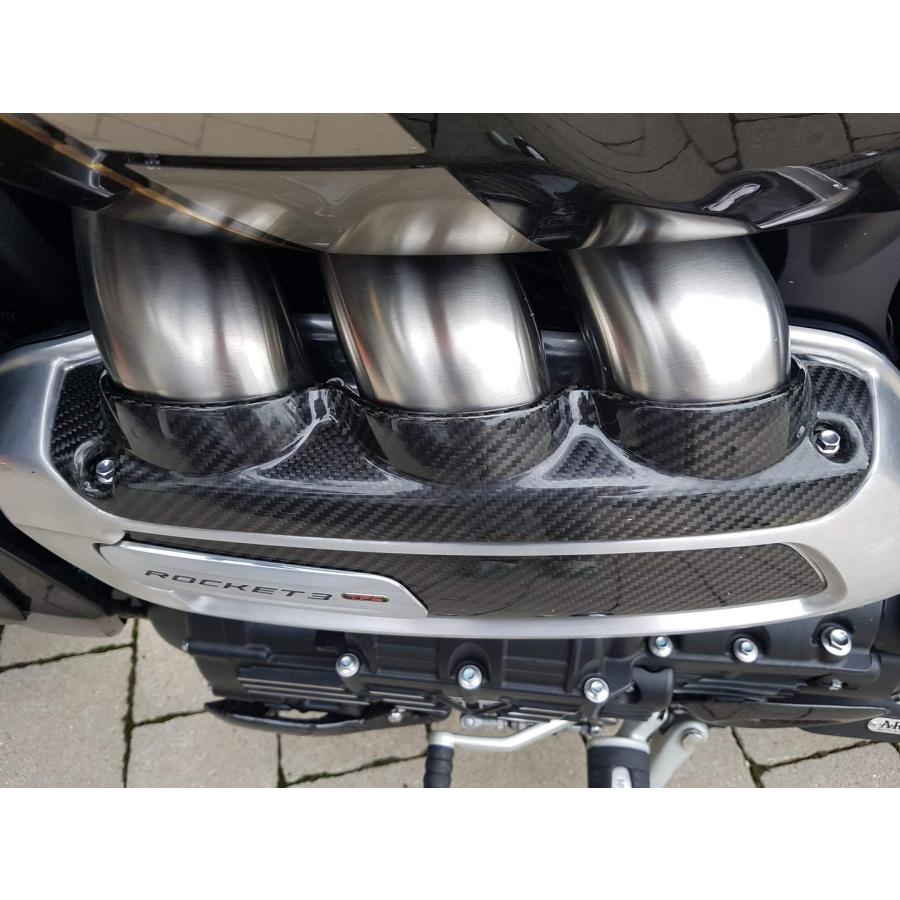 TRIUMPH Rocket 3 GT/R 20年以降 カーボンエキゾーストサイドパネル