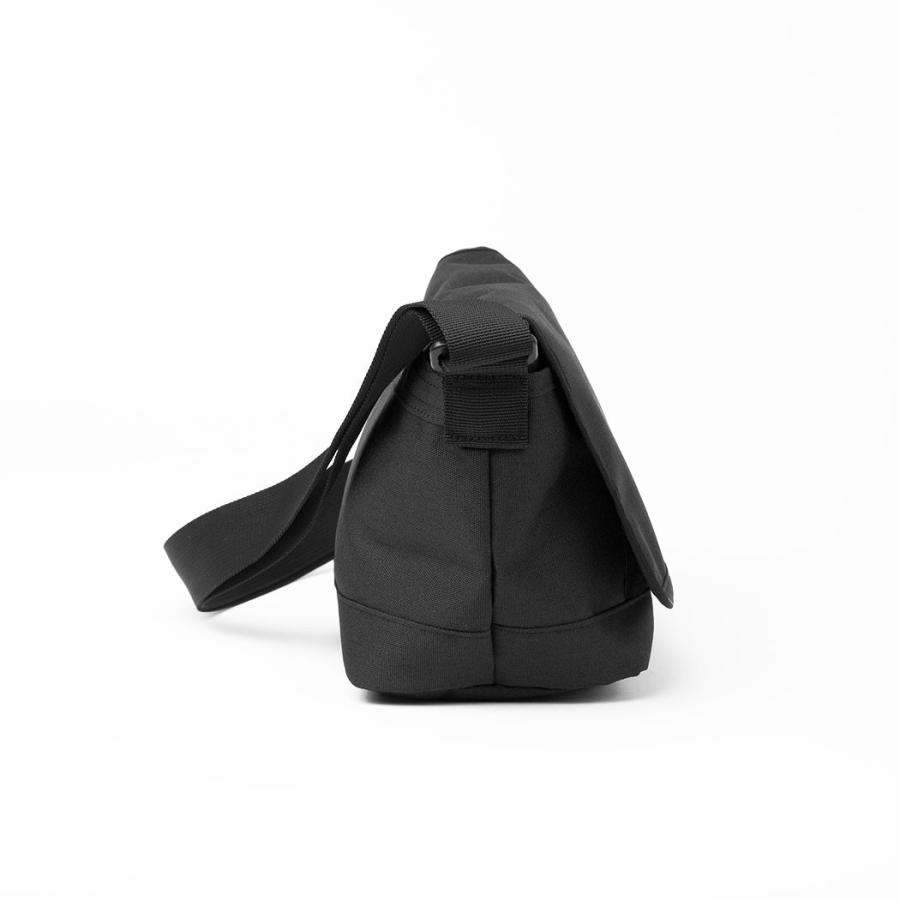 ショルダーバッグ　メッセンジャーバッグ Onitsuka Tiger ショルダーバッグ バッグ MESSENGER BAG