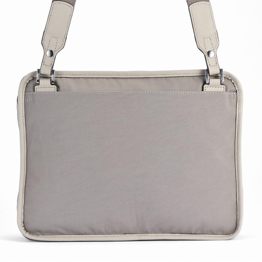 ショルダーバッグ サコッシュ 無料ラッピング オロビアンコ orobianco