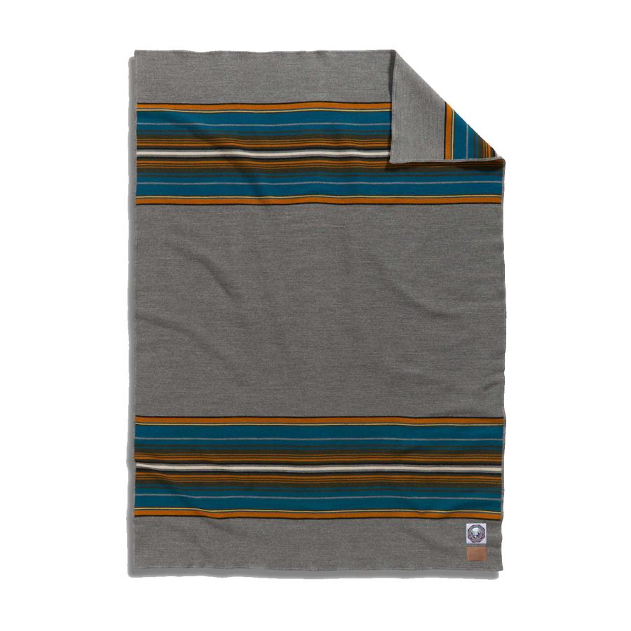 ペンドルトン ブランケット ナショナルパーク PENDLETON/XF133-53569 NATIONAL PARK THROW W/CARRIER Olympic Grey_1