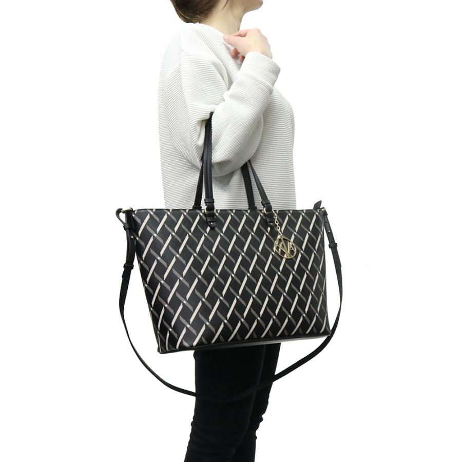 ARMANI EXCHANGE アルマーニ エクスチェンジ A/X レディーストートバッグ XW000926 AF17155 ブラック 2026春夏新作の画像