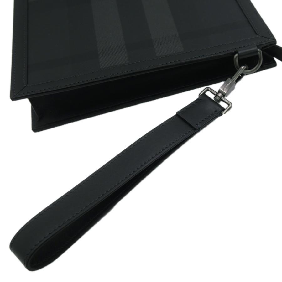 BURBERRY バーバリー メンズセカンドバッグ/ポーチバッグ 8070205 1 / MS FRAME POUCH BRT チャコール 2026春夏新作の画像