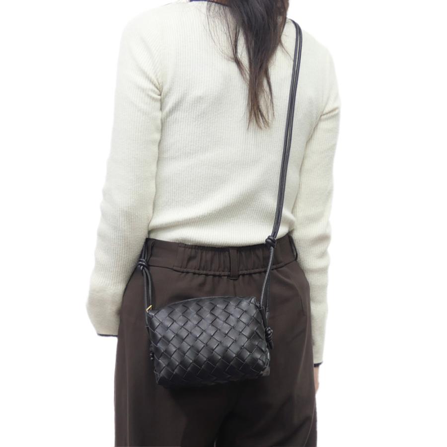 BOTTEGA VENETA（ボッテガ・ヴェネタ） レディースミニショルダー