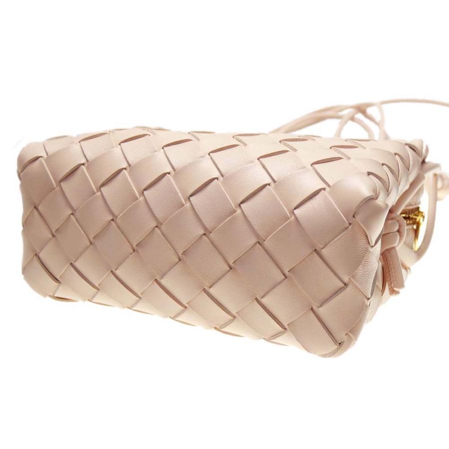 【美品】ボッテガヴェネタ ショルダーバッグ タッセル サテン BOTTEGA VENETA ボッテガヴェネタ ショルダーバッグ The Shell