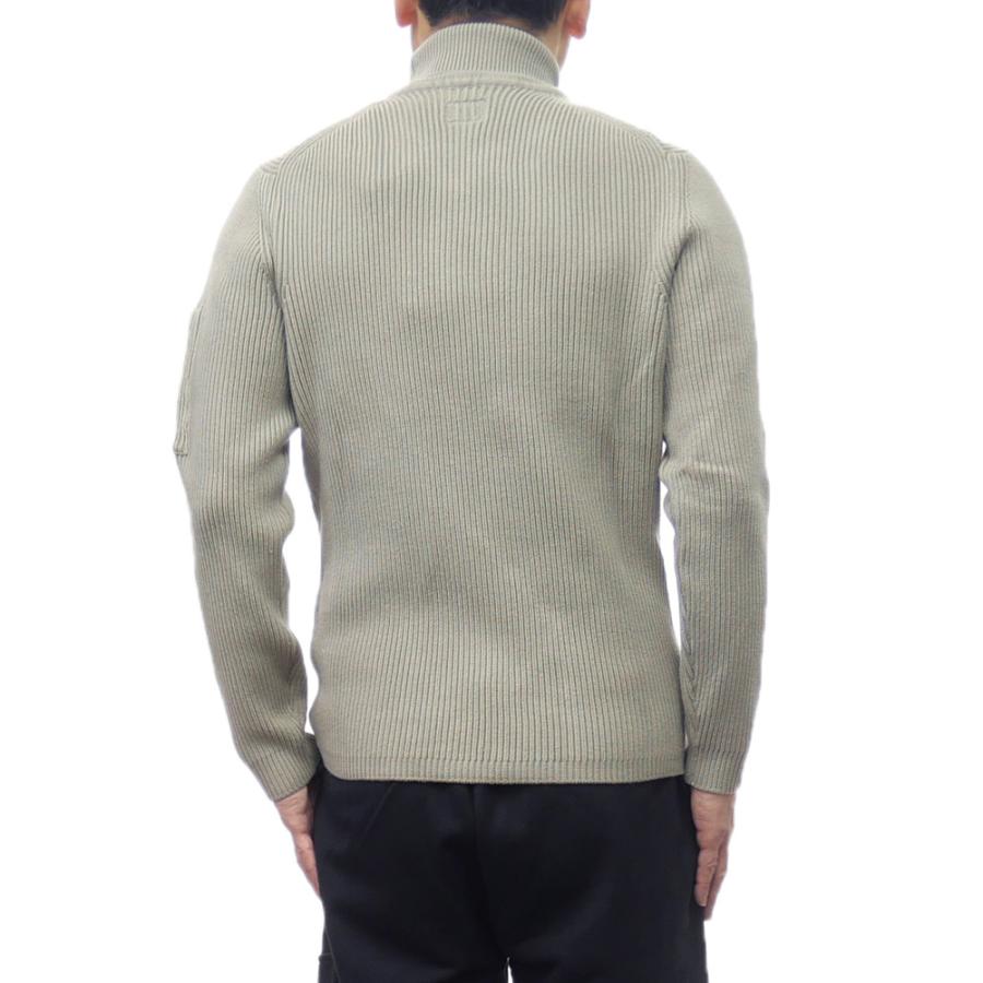 C.P. COMPANY（シーピーカンパニー） メンズタートルネックニット
