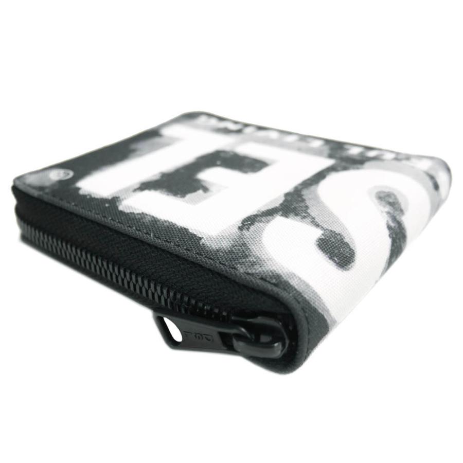 DIESEL ディーゼル メンズ二つ折り財布（小銭入れ付き） X09528 P5586  