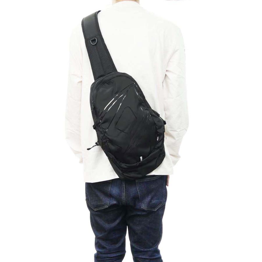 DIESEL Drape Sling Bag ドレープスリングバッグ DRAPE SLING BAG ナイロンスリングバッグ｜ブラック｜メンズ｜DIESEL