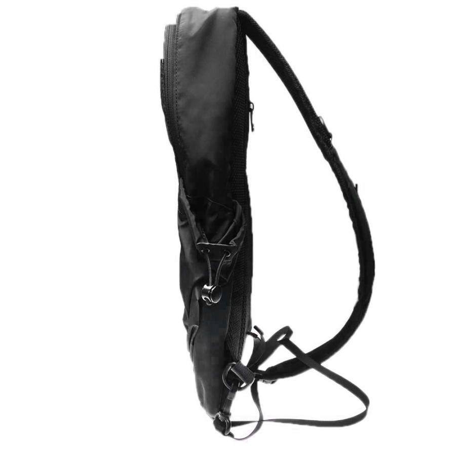 DIESEL（ディーゼル） メンズスリングバッグ X09839 P3306 / DRAPE