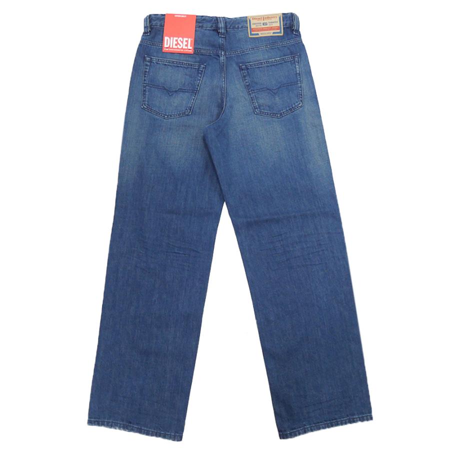 DIESEL ディーゼル メンズジーンズ A11598-0BEBJ / 2001 D-MACRO L.32 ブルー 2026春夏新作の画像