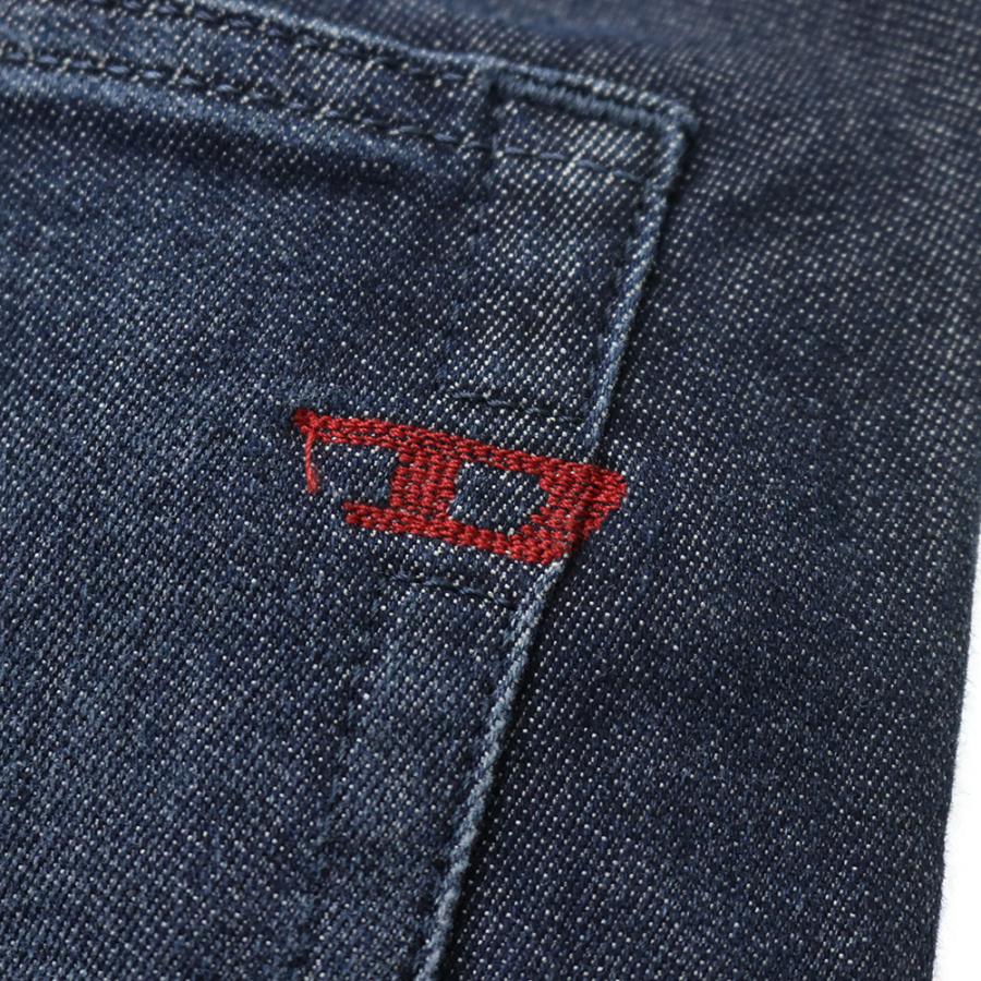 DIESEL ディーゼル メンズジーンズ A14847 09L11 / 2032 D-KROOLEY-B JOGG インディゴ 2026春夏新作の画像