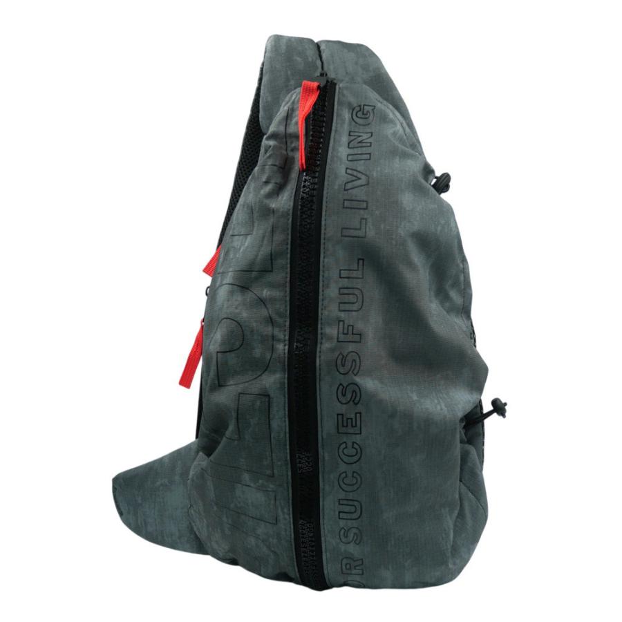 DIESEL（ディーゼル） メンズボディバッグ X10053 P8775 / ZIP D SLING