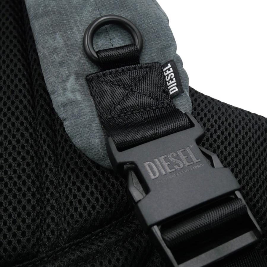 DIESEL（ディーゼル） メンズボディバッグ X10053 P8775 / ZIP D SLING