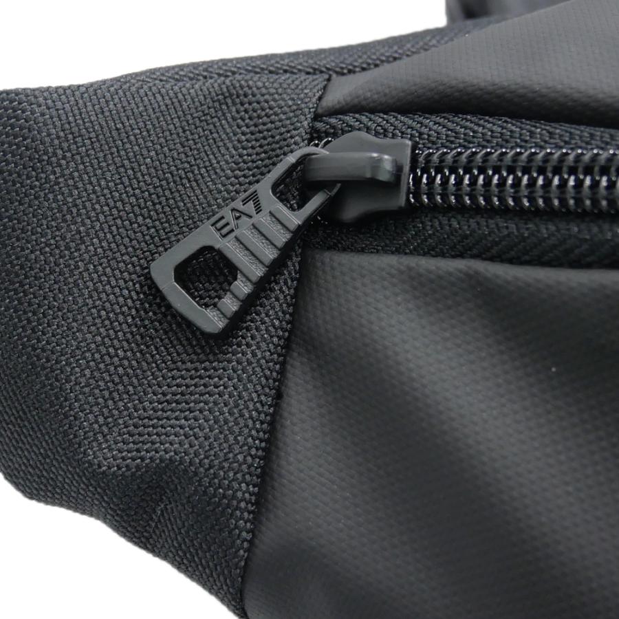 【極美品】エンポリオアルマーニ　EA7 ボディバッグ　ウエストポーチ　黒 EMPORIO ARMANI エンポリオアルマーニ EA7 メンズボディバッグ