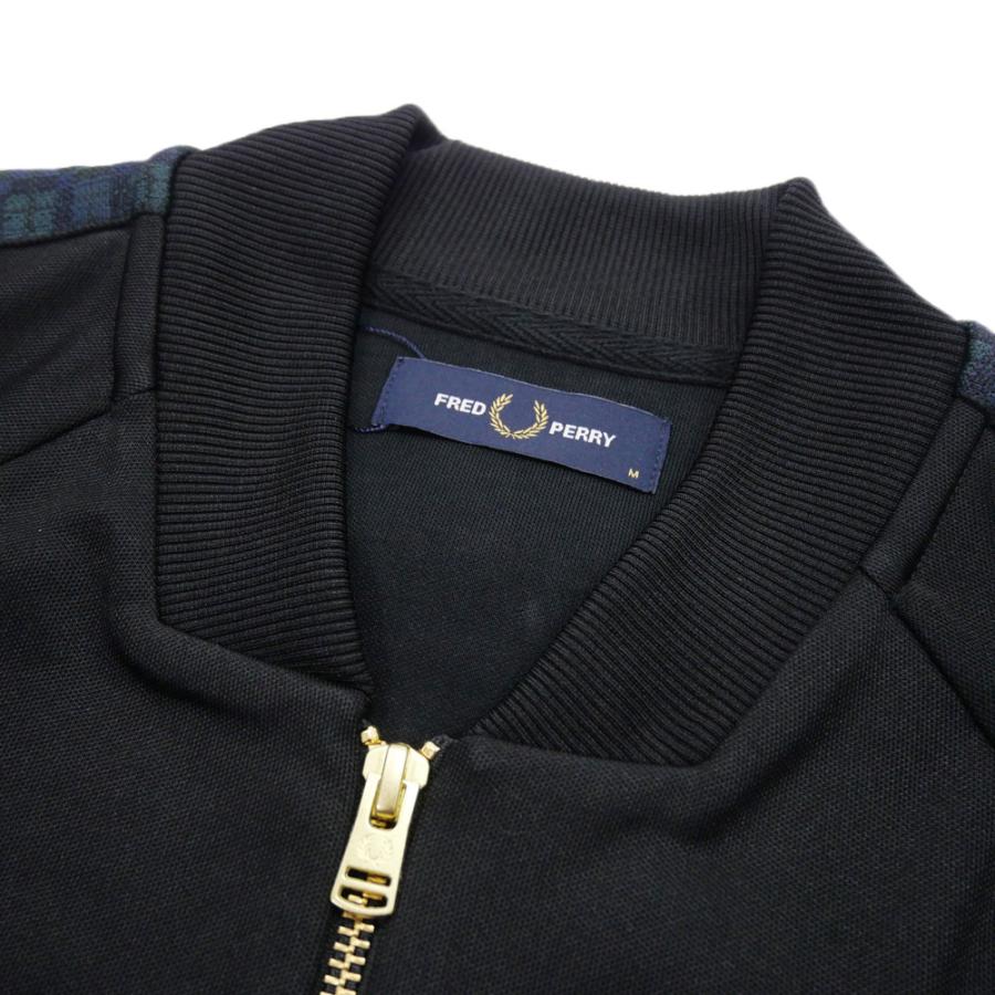 FRED PERRY（フレッドペリー） メンズジップアップスウェット J1333